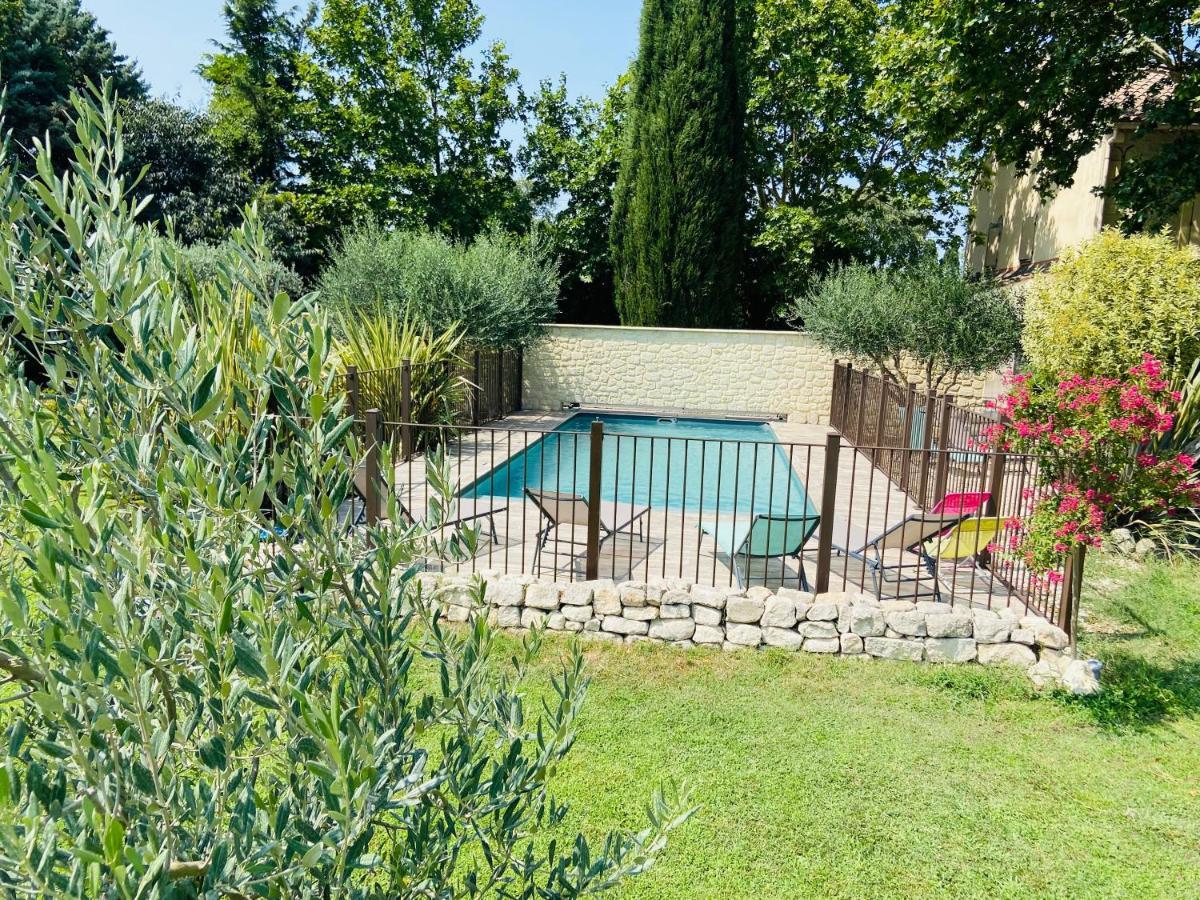 Gite Du Mas De La Finiere ,Avec Spa Interieur Chateaurenard Bagian luar foto